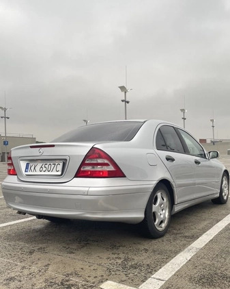 Mercedes-Benz Klasa C cena 14999 przebieg: 256500, rok produkcji 2006 z Kraków małe 67